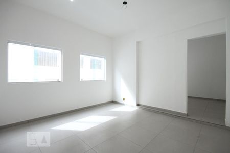 Quarto 1 de kitnet/studio para alugar com 3 quartos, 130m² em Ipiranga, São Paulo