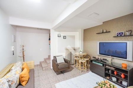 Sala de TV de casa à venda com 3 quartos, 250m² em Penha de França, São Paulo