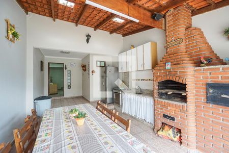 Casa à venda com 250m², 3 quartos e 3 vagasQuintal e Churrasqueira
