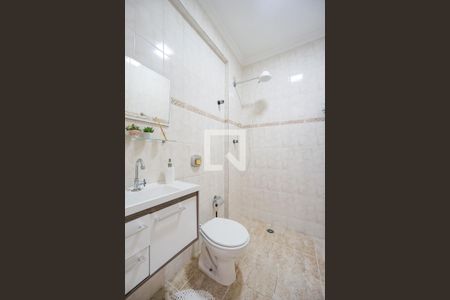 Casa à venda com 250m², 3 quartos e 3 vagasBanheiro de serviço