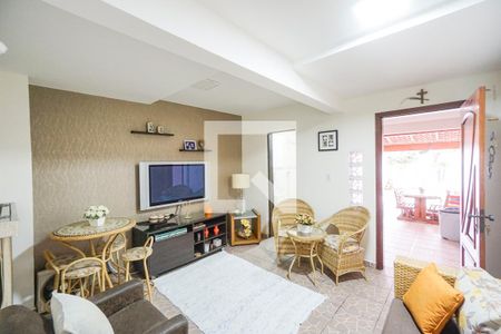 Sala de TV de casa à venda com 3 quartos, 250m² em Penha de França, São Paulo