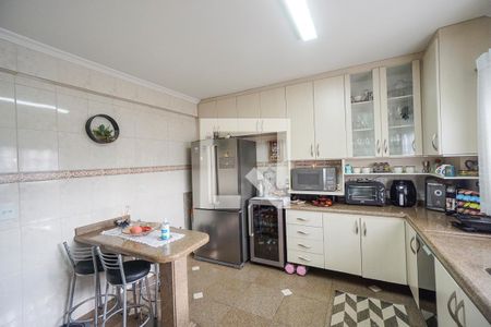 Casa à venda com 250m², 3 quartos e 3 vagasCozinha