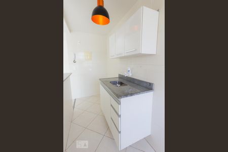 Apartamento para alugar com 65m², 2 quartos e 1 vagaCozinha