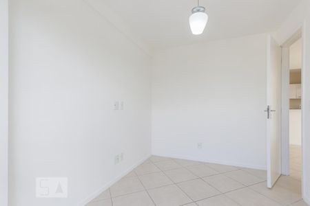 Quarto 1 de apartamento para alugar com 2 quartos, 65m² em Taquara, Rio de Janeiro