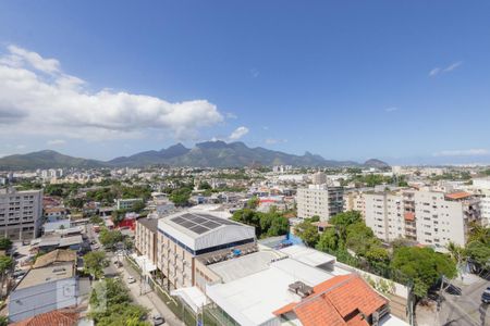 Apartamento para alugar com 65m², 2 quartos e 1 vagaVista