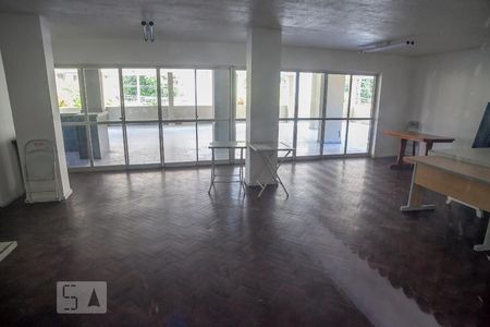 Apartamento à venda com 70m², 2 quartos e 1 vaga Apartamento à venda com 70m², 2 quartos e 1 vagaÁrea comum - Salão de festas