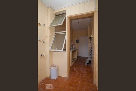 Apartamento à venda com 70m², 2 quartos e 1 vaga Apartamento à venda com 70m², 2 quartos e 1 vagaÁrea de Serviço