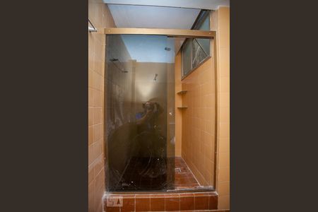 Apartamento à venda com 70m², 2 quartos e 1 vaga Apartamento à venda com 70m², 2 quartos e 1 vagaBanheiro