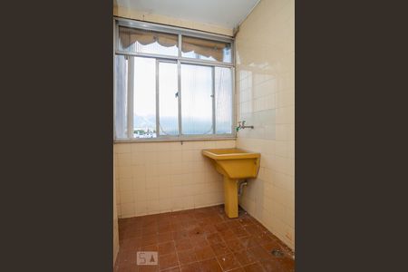 Apartamento à venda com 70m², 2 quartos e 1 vaga Apartamento à venda com 70m², 2 quartos e 1 vagaÁrea de Serviço