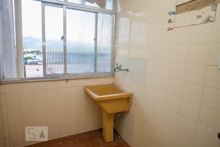 Apartamento à venda com 70m², 2 quartos e 1 vaga Apartamento à venda com 70m², 2 quartos e 1 vagaÁrea de Serviço