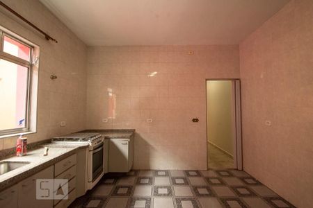 Casa para alugar com 90m², 2 quartos e 6 vagas Casa para alugar com 90m², 2 quartos e 6 vagasCozinha