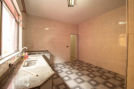 Casa para alugar com 90m², 2 quartos e 6 vagas Casa para alugar com 90m², 2 quartos e 6 vagasCozinha