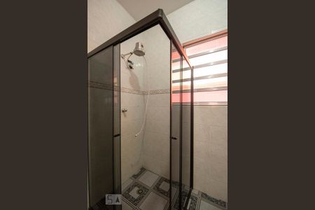 Casa para alugar com 90m², 2 quartos e 6 vagas Casa para alugar com 90m², 2 quartos e 6 vagasBanheiro