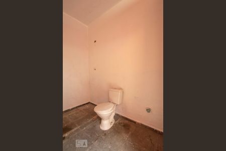 Casa para alugar com 90m², 2 quartos e 6 vagas Casa para alugar com 90m², 2 quartos e 6 vagasÁrea de Serviço