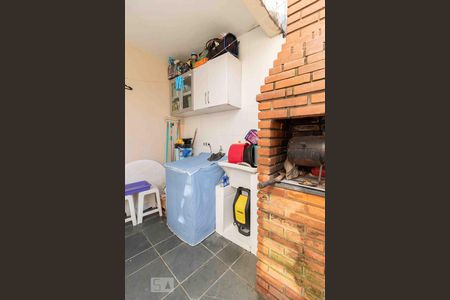 Casa à venda com 152m², 3 quartos e 2 vagasÁrea de Serviço - Churrasqueira