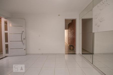 Detalhe Sala de casa para alugar com 2 quartos, 50m² em Vila Baruel, São Paulo