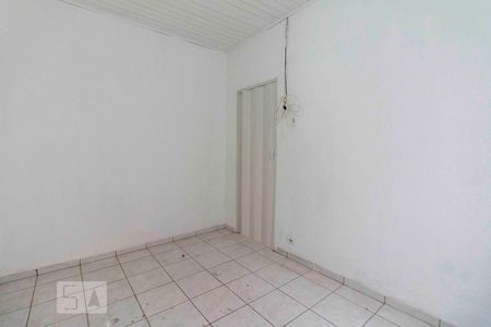 Quarto 1 de casa para alugar com 2 quartos, 80m² em Vila Marieta, São Paulo