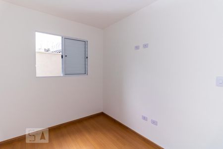 Quarto 2 de apartamento para alugar com 2 quartos, 43m² em Vila Isolina Mazzei, São Paulo