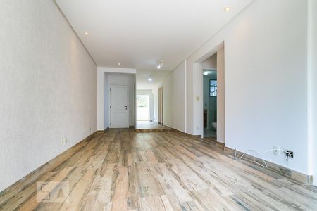 Sala de apartamento à venda com 2 quartos, 78m² em Cambuí, Campinas
