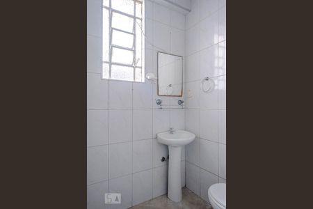 Casa à venda com 100m², 2 quartos e 1 vaga Casa à venda com 100m², 2 quartos e 1 vagaBanheiro 2