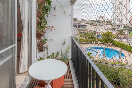 Apartamento à venda com 129m², 3 quartos e 2 vagas Apartamento à venda com 129m², 3 quartos e 2 vagasVaranda da Sala