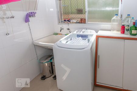 Apartamento à venda com 129m², 3 quartos e 2 vagas Apartamento à venda com 129m², 3 quartos e 2 vagasLavanderia