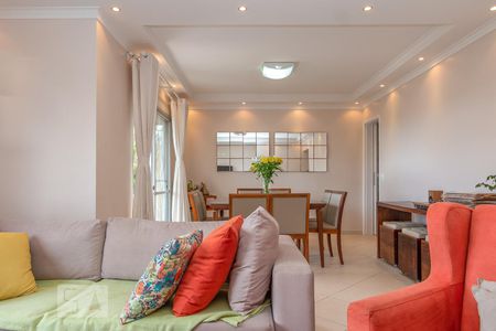 Apartamento à venda com 129m², 3 quartos e 2 vagas Apartamento à venda com 129m², 3 quartos e 2 vagasSala