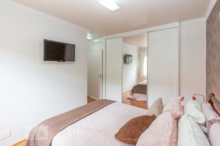 Apartamento à venda com 129m², 3 quartos e 2 vagas Apartamento à venda com 129m², 3 quartos e 2 vagasSuite