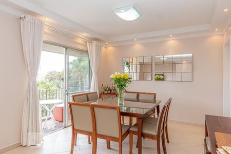 Apartamento à venda com 129m², 3 quartos e 2 vagas Apartamento à venda com 129m², 3 quartos e 2 vagasSala