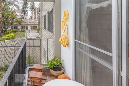 Apartamento à venda com 129m², 3 quartos e 2 vagas Apartamento à venda com 129m², 3 quartos e 2 vagasVaranda da Sala