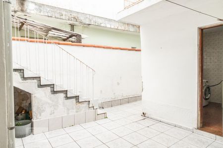 Casa à venda com 153m², 3 quartos e 2 vagas Casa à venda com 153m², 3 quartos e 2 vagasQuintal