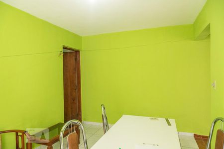 Casa à venda com 153m², 3 quartos e 2 vagas Casa à venda com 153m², 3 quartos e 2 vagasSala (casa de baixo)