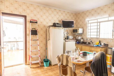 Casa à venda com 153m², 3 quartos e 2 vagas Casa à venda com 153m², 3 quartos e 2 vagasCozinha