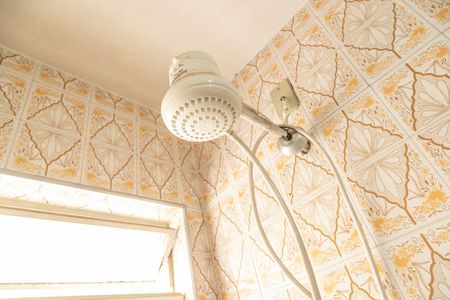 Casa à venda com 153m², 3 quartos e 2 vagas Casa à venda com 153m², 3 quartos e 2 vagasBanheiro