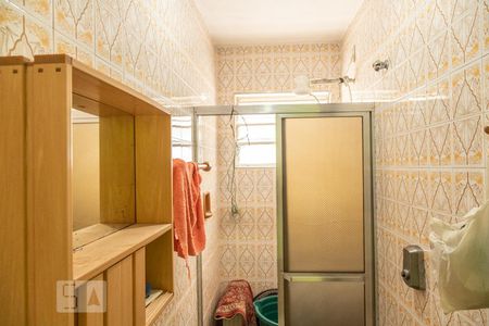 Casa à venda com 153m², 3 quartos e 2 vagas Casa à venda com 153m², 3 quartos e 2 vagasBanheiro