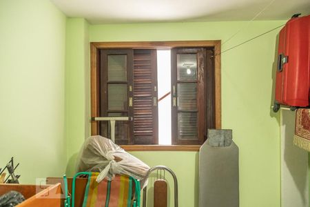 Casa à venda com 153m², 3 quartos e 2 vagas Casa à venda com 153m², 3 quartos e 2 vagasQuarto (casa de baixo)