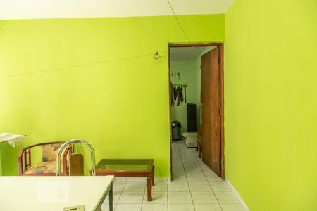 Casa à venda com 153m², 3 quartos e 2 vagas Casa à venda com 153m², 3 quartos e 2 vagasSala (casa de baixo)