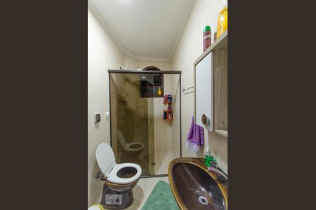 Casa à venda com 200m², 4 quartos e 2 vagasBanheiro 2