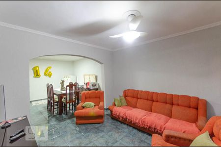 Sala de casa à venda com 4 quartos, 200m² em Jardim Popular, São Paulo