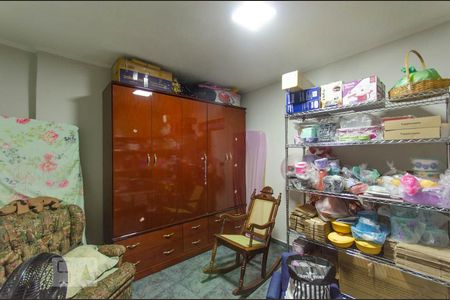 Casa à venda com 200m², 4 quartos e 2 vagasQuarto 4