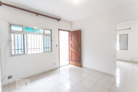 Sala de estar de casa à venda com 3 quartos, 250m² em Taboão, Diadema