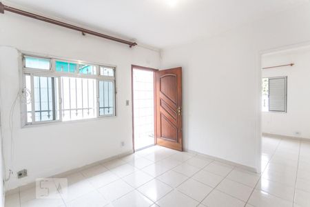 Sala de estar de casa à venda com 3 quartos, 280m² em Taboão, Diadema