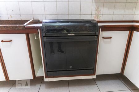 Casa à venda com 280m², 3 quartos e 2 vagasFogão
