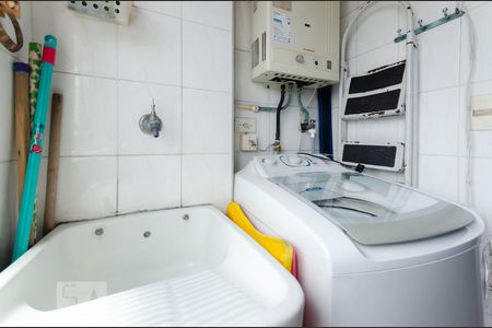 Apartamento para alugar com 70m², 2 quartos e 1 vagaÁrea de serviço