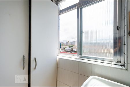 Apartamento para alugar com 70m², 2 quartos e 1 vagaÁrea de serviço