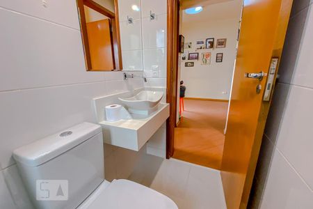 Casa de condomínio à venda com 49m², 2 quartos e 1 vagaBanheiro
