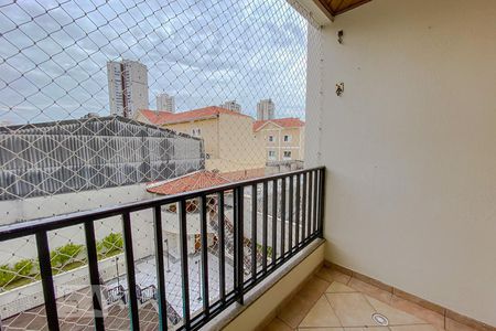 Varanda de casa de condomínio para alugar com 2 quartos, 49m² em Vila Bertioga, São Paulo