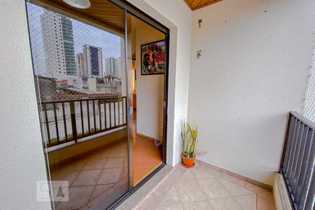 Varanda de casa de condomínio para alugar com 2 quartos, 49m² em Vila Bertioga, São Paulo