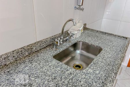 Casa de condomínio à venda com 49m², 2 quartos e 1 vagaDetalhe Cozinha