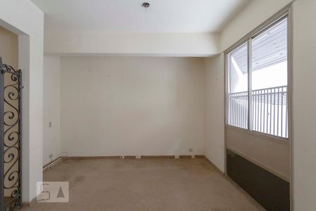 Apartamento para alugar com 337m², 4 quartos e 2 vagasEscritório